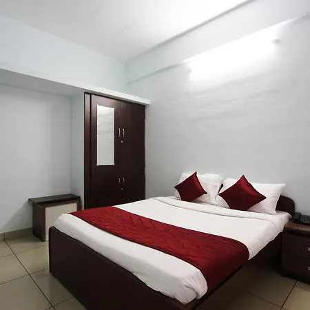 Lakshana Service Apartment - Big Temple Thanjavur Exterior photo