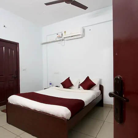 Lakshana Service Apartment - Big Temple Thanjavur Exterior photo