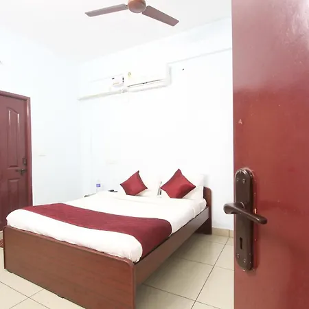 Lakshana Service Apartment - Big Temple Thanjavur Exterior photo