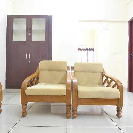 Lakshana Service Apartment - Big Temple Thanjavur Exterior photo