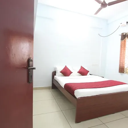 Lakshana Service Apartment - Big Temple Thanjavur Exterior photo