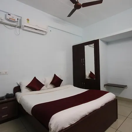 Lakshana Service Apartment - Big Temple Thanjavur Exterior photo