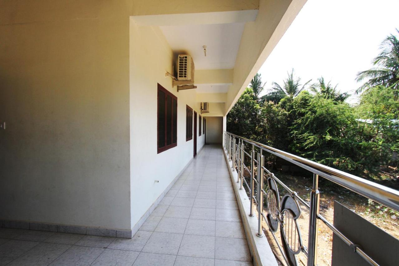 Lakshana Service - Big Temple Homestay